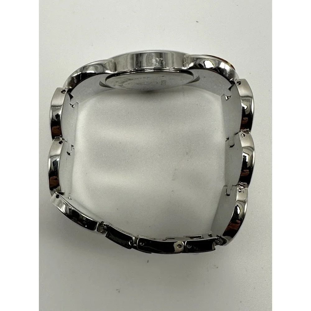 XJ Rare Ladies Watch UT4290 New Battery 30MM 6.75